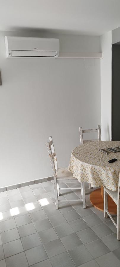 Studio Cosi Idealement Place Au Coeur De Ville Бурж Экстерьер фото