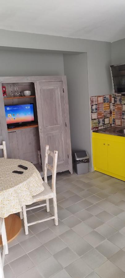 Studio Cosi Idealement Place Au Coeur De Ville Бурж Экстерьер фото